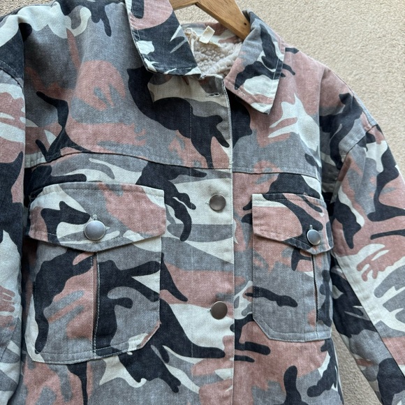 🆕 Mystree Fleece Lined Cozy Camo Jacket Sz S - Picture 5 of 10